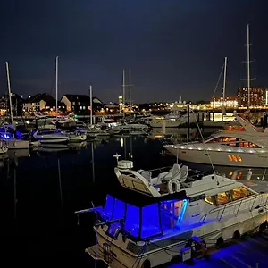 Botel Luxury Yacht Haven: Ocean Village Marina, Southampton